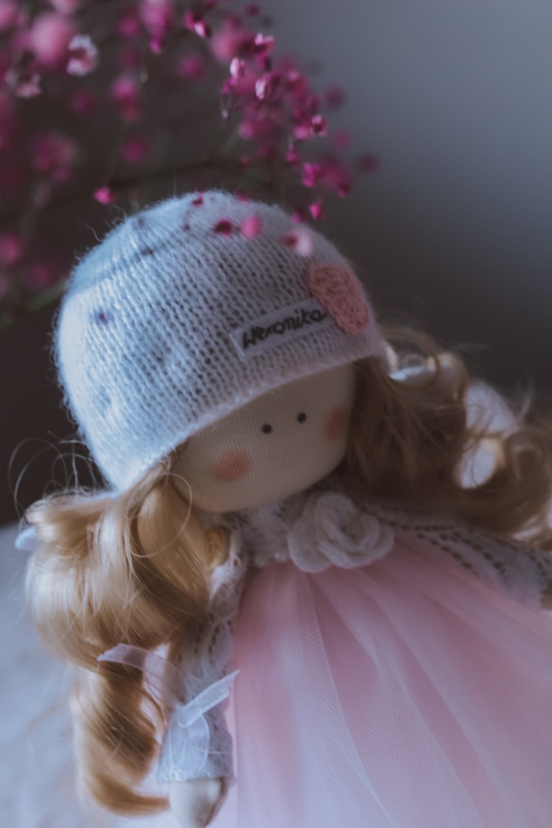 Weronika ze skrzydełkami  - Ręcznie szyta lalka byAgga