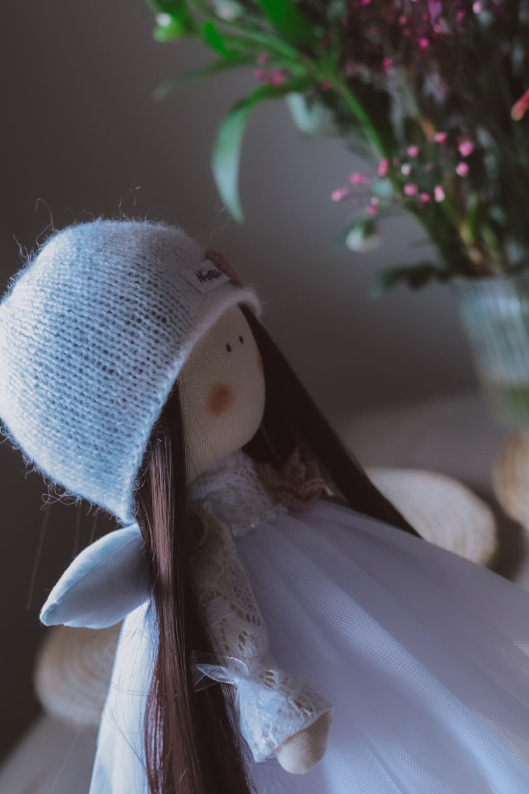 Nikola ze skrzydełkami - Widok z boku ze skrzydełkami