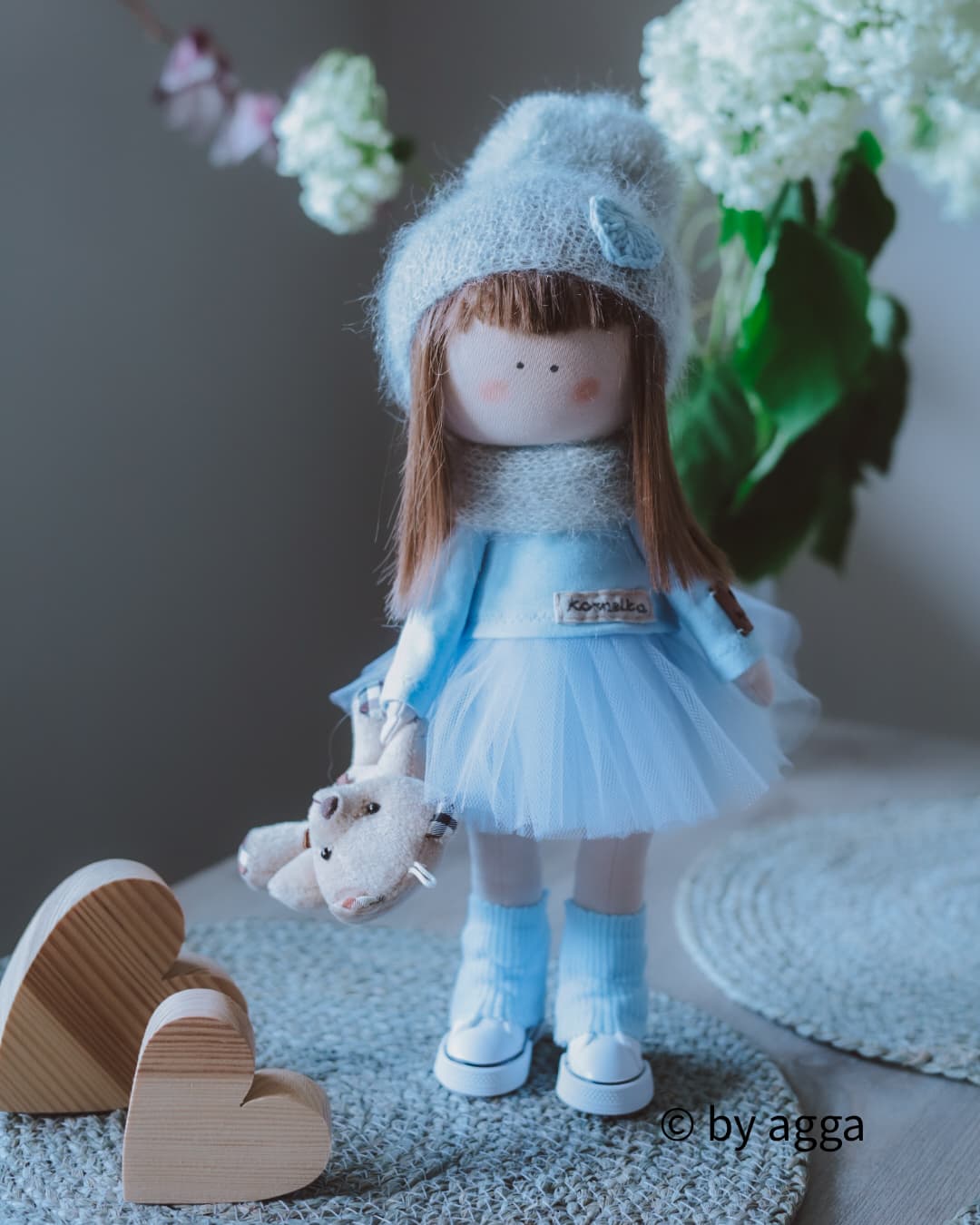 Kornelka z misiem - Ręcznie szyta lalka byAgga